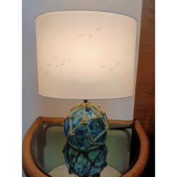 Luminaire Abat-jour Ovale 30cm + Pied petite boule marine bleu allumé