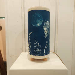 LinoLino - Jeune fille sous la lune - Taille S - éteint